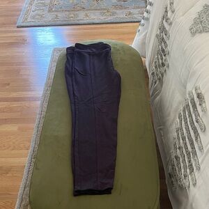Ivanka Trump Plum Stretch Leggings